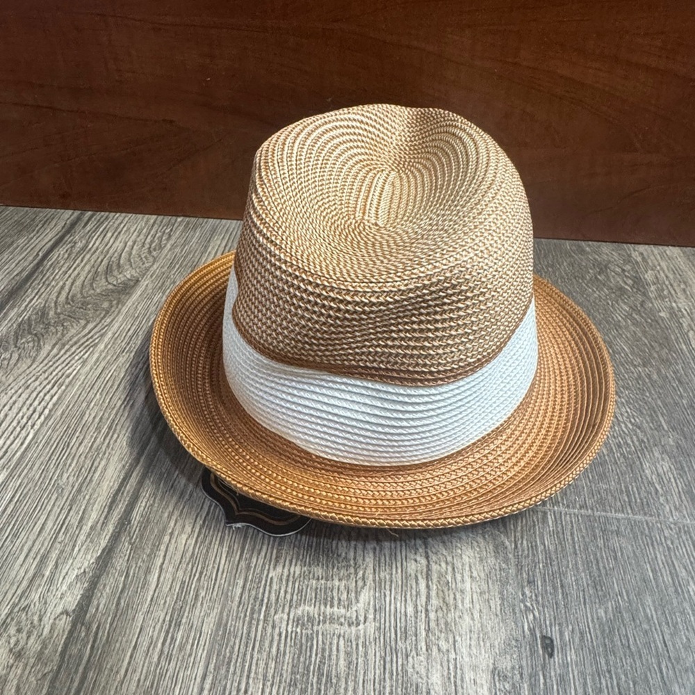 Classic Tan and White Fedora Hat - Picture 3 of 4